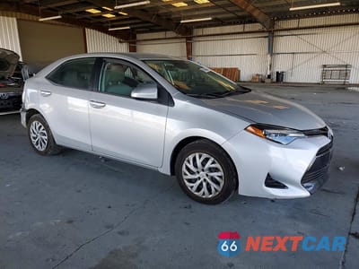 Czwarte zdjęcie samochodu z boku: 2018 TOYOTA COROLLA LE VIN:2T1BURHE4JC006456 - miniatura