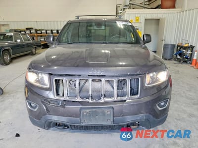 Piąte zdjęcie samochodu w środku: 2014 JEEP GRAND CHEROKEE LAREDO VIN:1C4RJFAGXEC392459 - miniatura