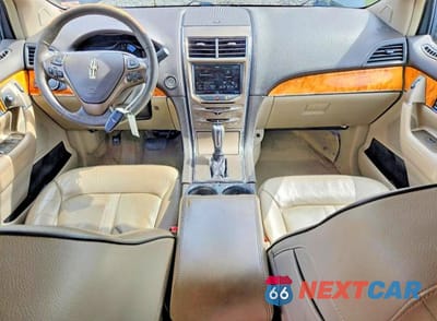 Zdjęcie 8 z 12 samochodu: 2014 LINCOLN MKX VIN:2LMDJ6JK6EBL20110 - miniatura