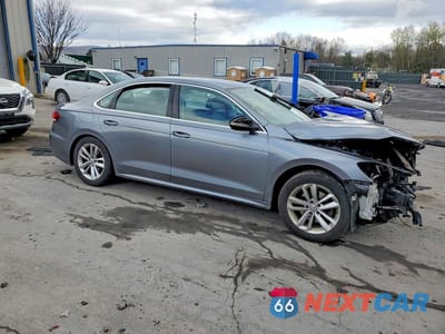 Czwarte zdjęcie samochodu z boku: 2020 VOLKSWAGEN PASSAT SE VIN:1VWSA7A35LC009042 - miniatura