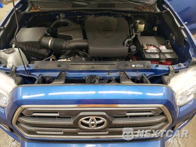 Zdjęcie 11 z 12 samochodu: 2017 TOYOTA TACOMA LIMITED VIN:5TFGZ5AN1HX059010 - miniatura