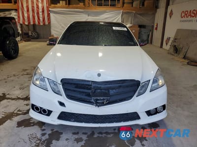 Piąte zdjęcie samochodu w środku: 2010 MERCEDES-BENZ E550 VIN:WDDHF9AB4AA236643 - miniatura