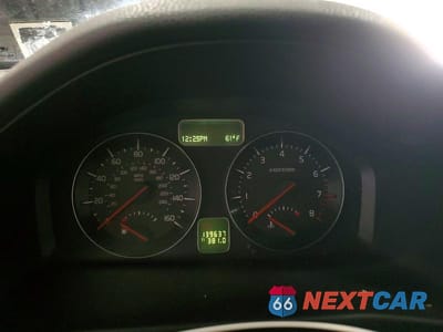 Zdjęcie 9 z 12 samochodu: 2011 VOLVO S40 T5 VIN:YV1672MS1B2546742 - miniatura