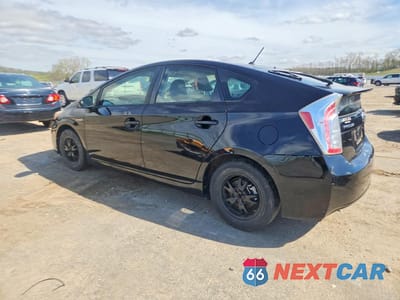 Drugie zdjęcie samochodu z przodu: 2014 TOYOTA PRIUS TWO VIN:JTDKN3DU6E0365301 - miniatura