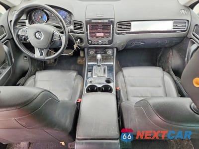 Zdjęcie 8 z 13 samochodu: 2013 VOLKSWAGEN TOUAREG V6 TDI VIN:WVGEP9BP4DD012808 - miniatura