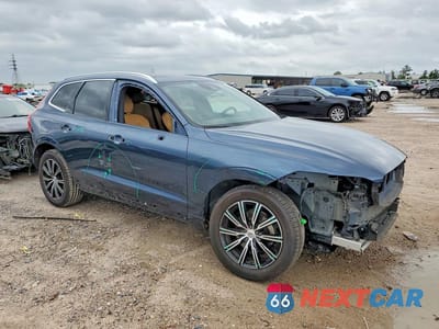 Czwarte zdjęcie samochodu z boku: 2020 VOLVO XC60 T5 INSCRIPTION VIN:YV4102RL8L1468308 - miniatura