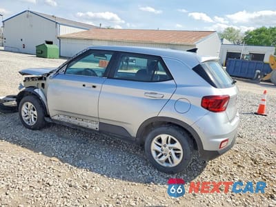 Drugie zdjęcie samochodu z przodu: 2021 HYUNDAI VENUE SE VIN:KMHRB8A37MU068864 - miniatura