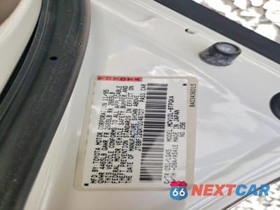 Zdjęcie 12 z 12 samochodu: 1996 LEXUS ES 300 VIN:JT8BF12GXT0146707 - miniatura