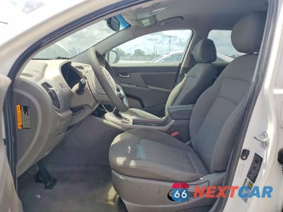 Zdjęcie 7 z 13 samochodu: 2012 KIA SPORTAGE LX VIN:KNDPB3A23C7298503 - miniatura
