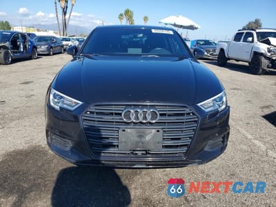 Piąte zdjęcie samochodu w środku: 2019 AUDI A3 PREMIUM VIN:WAUAUGFF0KA099989 - miniatura