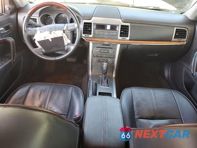 Zdjęcie 8 z 12 samochodu: 2011 LINCOLN MKZ VIN:3LNHL2GC5BR753608 - miniatura