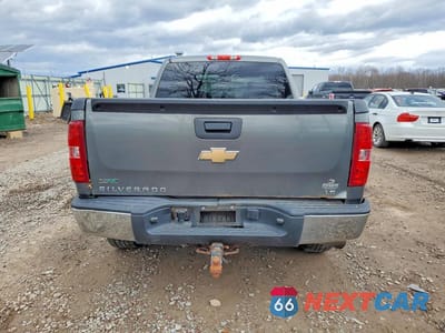 Zdjęcie 6 z 11 samochodu: 2011 CHEVROLET SILVERADO K1500 LS VIN:1GCRKREA8BZ127763 - miniatura