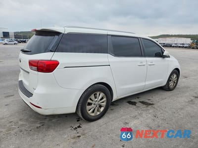 Trzecie zdjęcie samochodu z tyłu: 2016 KIA SEDONA LX VIN:KNDMB5C19G6131321 - miniatura