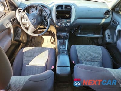 Zdjęcie 8 z 13 samochodu: 2004 TOYOTA RAV4 BASE VIN:JTEHD20V246022093 - miniatura