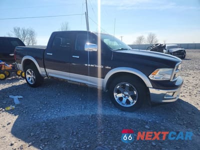 Czwarte zdjęcie samochodu z boku: 2012 DODGE RAM 1500 LARAMIE VIN:1C6RD7NT9CS174883 - miniatura