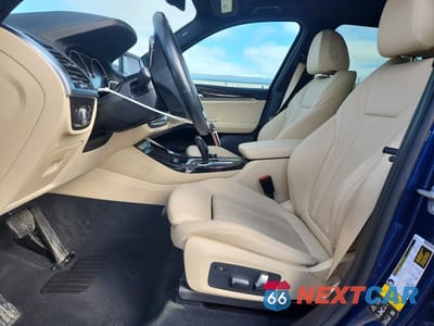 Zdjęcie 7 z 13 samochodu: 2019 BMW X3 XDRIVE30I VIN:5UXTR9C58KLD92226 - miniatura