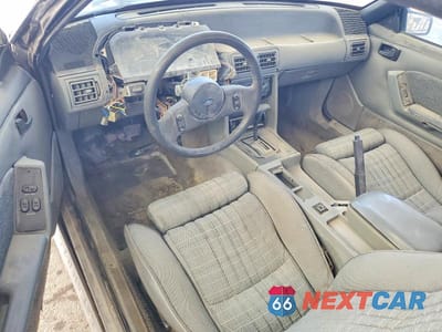 Zdjęcie 8 z 12 samochodu: 1987 FORD MUSTANG GT VIN:1FABP42E4HF176004 - miniatura