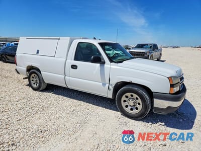 Czwarte zdjęcie samochodu z boku: 2007 CHEVROLET SILVERADO C1500 CLASSIC VIN:3GCEC14X47G146207 - miniatura