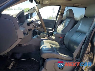 Zdjęcie 7 z 13 samochodu: 2007 JEEP GRAND CHEROKEE LIMITED VIN:1J8HR58P97C645223 - miniatura