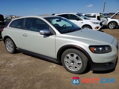 Czwarte zdjęcie samochodu z boku: 2009 VOLVO C30 T5 VIN:YV1MK672592141292 - miniatura
