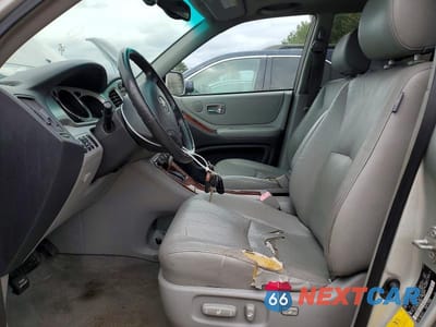 Zdjęcie 7 z 12 samochodu: 2004 TOYOTA HIGHLANDER LIMITED VIN:JTEEP21A840059805 - miniatura