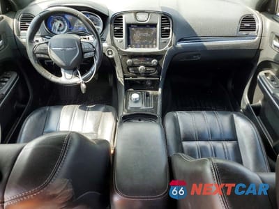 Zdjęcie 8 z 13 samochodu: 2021 CHRYSLER 300 S VIN:2C3CCABG1MH528978 - miniatura
