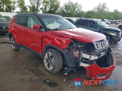 Czwarte zdjęcie samochodu z boku: 2020 JEEP COMPASS LIMITED VIN:3C4NJDCB4LT244846 - miniatura