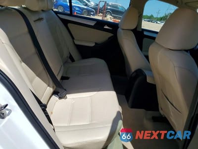Zdjęcie 10 z 12 samochodu: 2013 VOLKSWAGEN JETTA SE VIN:3VWBX7AJ7DM404823 - miniatura