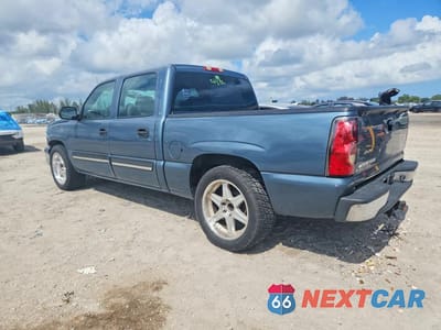 Drugie zdjęcie samochodu z przodu: 2007 CHEVROLET SILVERADO C1500 CLASSIC CREW CAB VIN:2GCEC13V271131102 - miniatura
