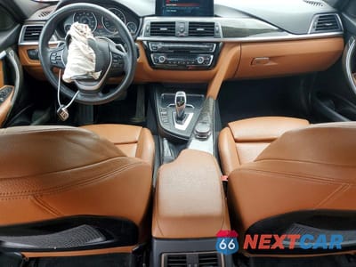 Zdjęcie 8 z 12 samochodu: 2017 BMW 330 XI VIN:WBA8D9G3XHNU62153 - miniatura