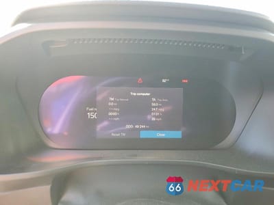 Zdjęcie 9 z 14 samochodu: 2024 VOLVO XC40 CORE VIN:YV4L12UK4R2202338 - miniatura