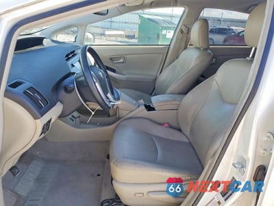 Zdjęcie 7 z 12 samochodu: 2010 TOYOTA PRIUS V VIN:JTDKN3DUXA5003940 - miniatura