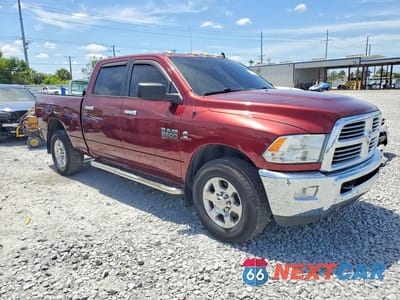 Czwarte zdjęcie samochodu z boku: 2017 RAM 2500 SLT VIN:3C6UR4DL2HG561043 - miniatura