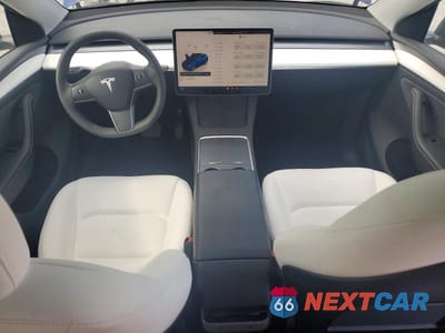Zdjęcie 8 z 12 samochodu: 2024 TESLA MODEL Y VIN:7SAYGDEE8RA233844 - miniatura