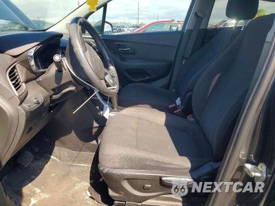 Zdjęcie 7 z 12 samochodu: 2019 CHEVROLET TRAX LS VIN:3GNCJKSB4KL400127 - miniatura