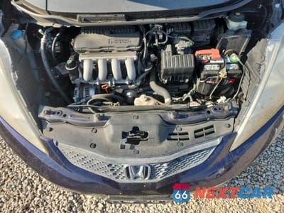 Zdjęcie 11 z 12 samochodu: 2009 HONDA FIT SPORT VIN:JHMGE88479S028111 - miniatura