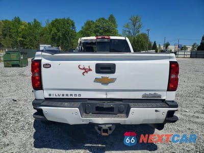 Zdjęcie 6 z 12 samochodu: 2019 CHEVROLET SILVERADO K3500 HIGH COUNTRY VIN:1GC4KYEY8KF126910 - miniatura