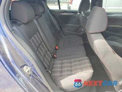 Zdjęcie 10 z 12 samochodu: 2011 VOLKSWAGEN GTI VIN:WVWGD7AJ4BW336026 - miniatura