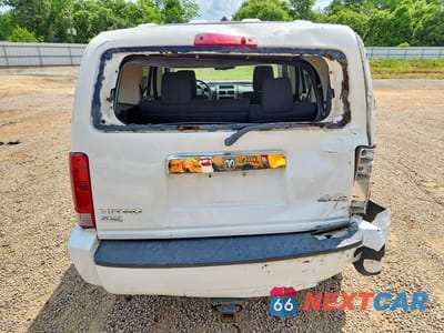 Zdjęcie 6 z 13 samochodu: 2007 DODGE NITRO SLT VIN:1D8GU58K37W613471 - miniatura