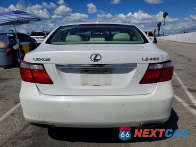 Zdjęcie 6 z 11 samochodu: 2008 LEXUS LS 460 BASE VIN:JTHBL46FX85068483 - miniatura