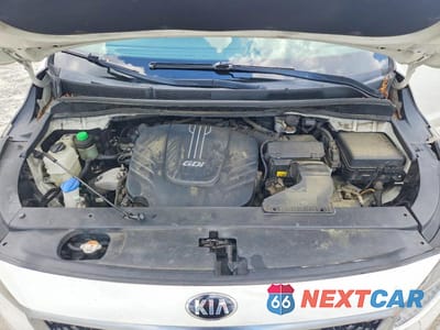Zdjęcie 12 z 13 samochodu: 2017 KIA SEDONA LX VIN:KNDMB5C12H6313511 - miniatura