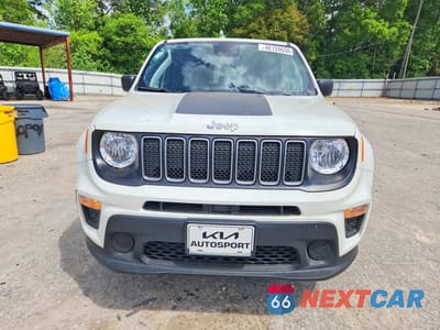 Piąte zdjęcie samochodu w środku: 2023 JEEP RENEGADE LATITUDE VIN:ZACNJDB19PPP14484 - miniatura