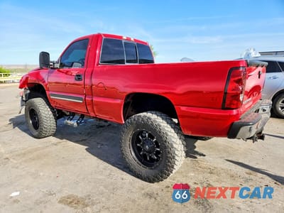 Drugie zdjęcie samochodu z przodu: 2005 CHEVROLET SILVERADO K1500 VIN:1GCEK14T35Z164212 - miniatura