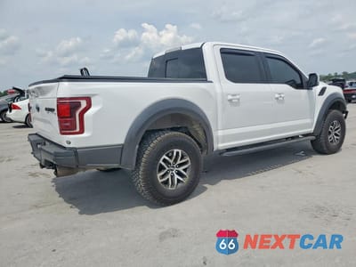 Trzecie zdjęcie samochodu z tyłu: 2017 FORD F150 RAPTOR VIN:1FTFW1RG1HFC13529 - miniatura