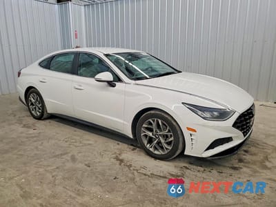 Czwarte zdjęcie samochodu z boku: 2023 HYUNDAI SONATA SEL VIN:KMHL64JA9PA288823 - miniatura