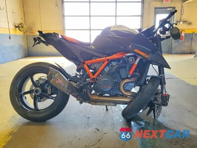 2020 KTM 1290 SUPER DUKE R VBKV39403LM925654 - główne zdjęcie licytacji z USA - miniatura