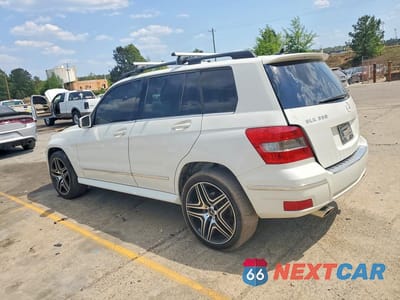 Drugie zdjęcie samochodu z przodu: 2010 MERCEDES-BENZ GLK 350 4MATIC VIN:WDCGG8HB5AF498929 - miniatura