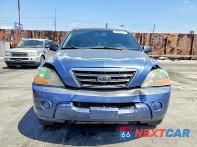 Piąte zdjęcie samochodu w środku: 2007 KIA SORENTO BASE VIN:KNDJD736775699691 - miniatura
