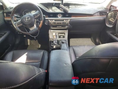 Zdjęcie 8 z 13 samochodu: 2017 LEXUS ES 350 VIN:58ABK1GG3HU035801 - miniatura