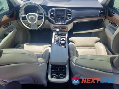 Zdjęcie 8 z 13 samochodu: 2020 VOLVO XC90 T6 INSCRIPTION VIN:YV4A221LXL1607585 - miniatura